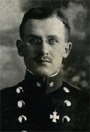 pict193.jpg [132x193]